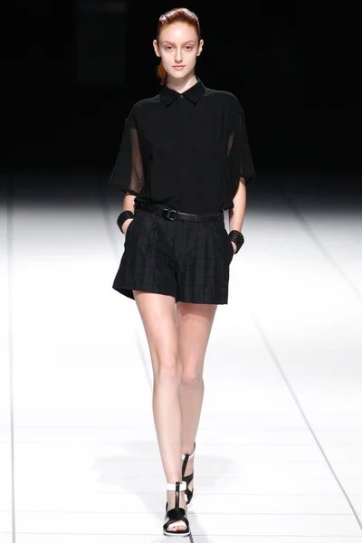 Look 17